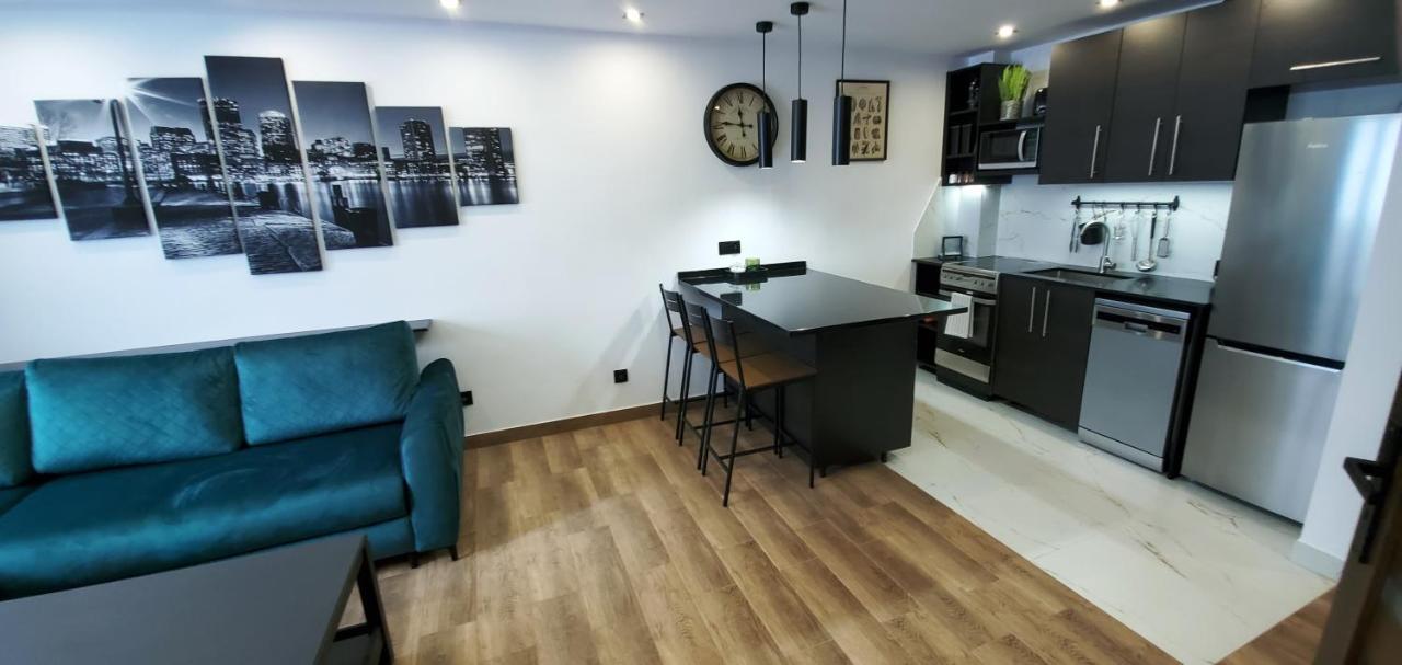 Happy - Vip Apartment - Apartamentyhappy Pl Tarnów Esterno foto